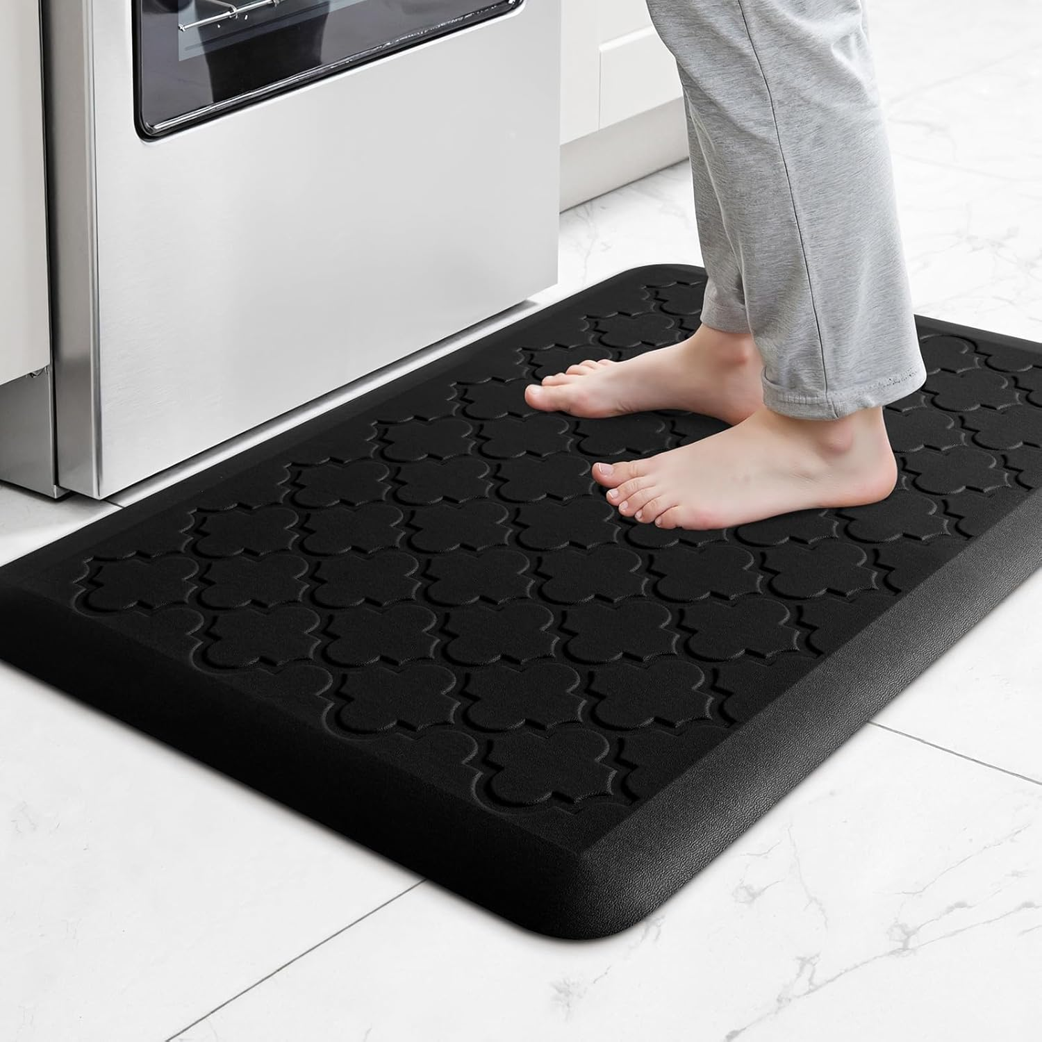 Why is thickness an important factor when selecting anti fatigue kitchen mats?