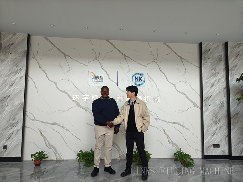 South African Client Visits Zhangjiagang Links Machinery for Bottled Water Production Line