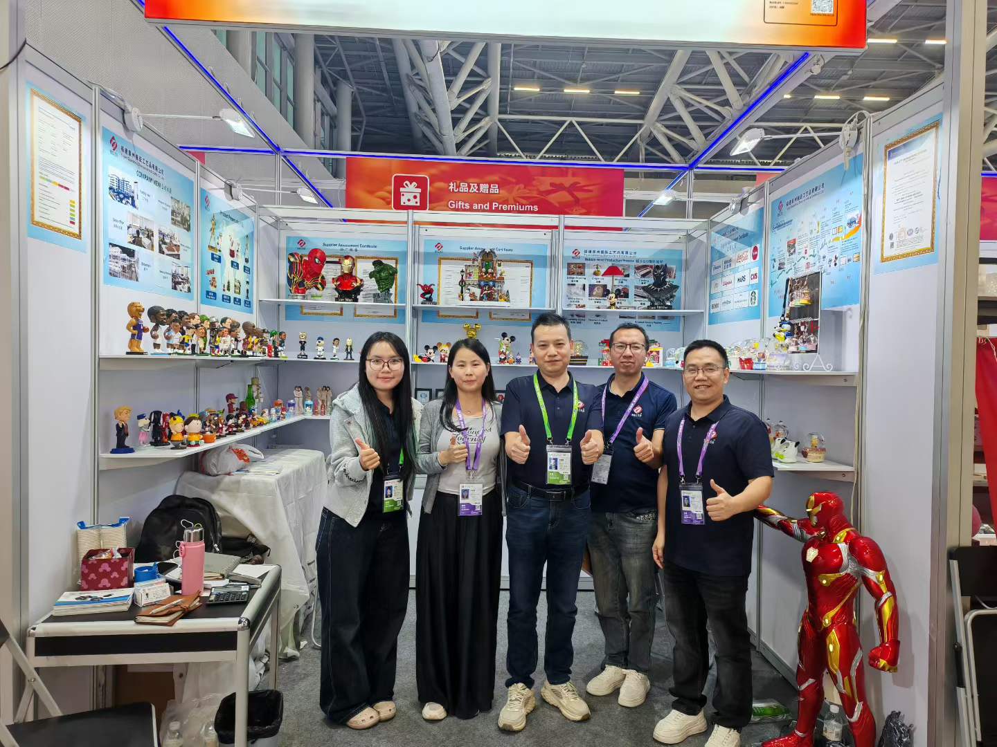 Zhenyue Crafts Consecutively Showcases at Hong Kong Gifts & Premium Fair and the 140th Canton Fair, Custom Resin Craft Products Garner High Recognition from Global Buyers