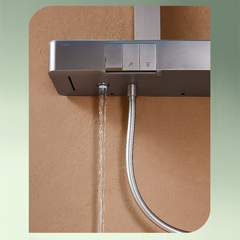 አዕላት የሚታዩት የሆን አካላት አንድ የ Shower head አካላት በአፍር እና በበር ውስጥ ያለው የሆን መጀመሪያ የእጅ ስhower head AMG13GH872CP