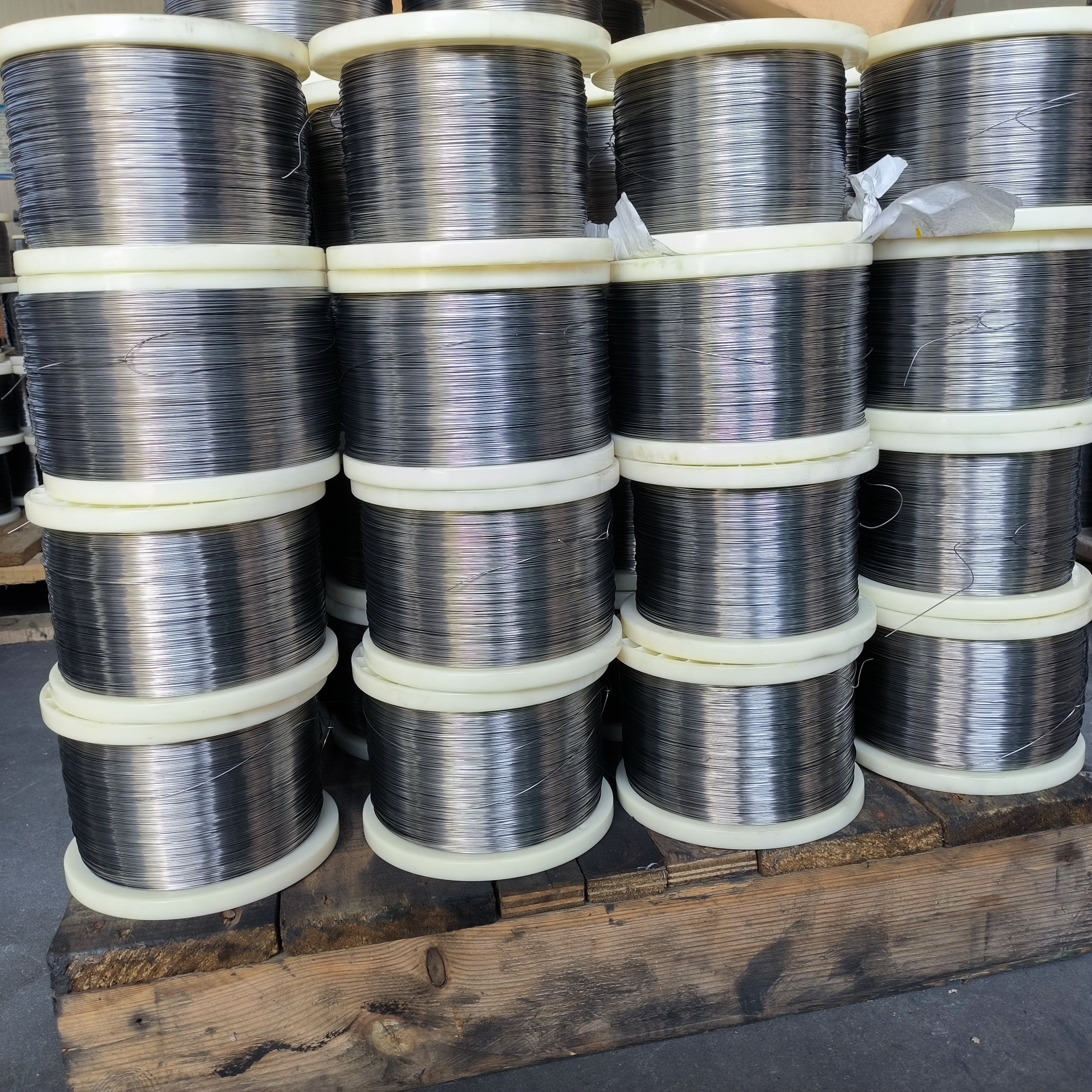 Inconel X-750 Wire – High-Performance Alloy for Springs & Fasteners