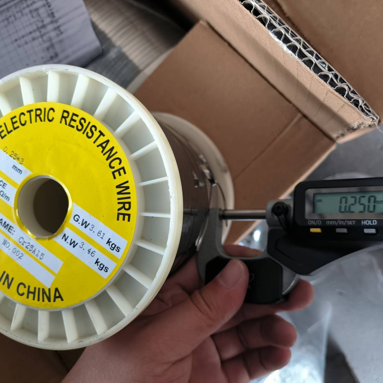 Durable Resistance Wires for Industrial Applications: 1Cr13Al4 and 0Cr21Al6 FeCrAl Alloy