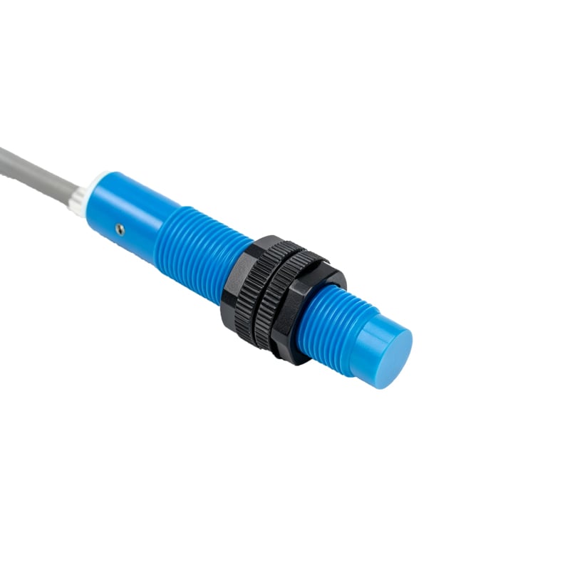 Capteur de proximité capacitif non blindé M18, détection à 8 mm de métaux, plastiques, bois, pierres et eau, certifié CE pour machines à bois