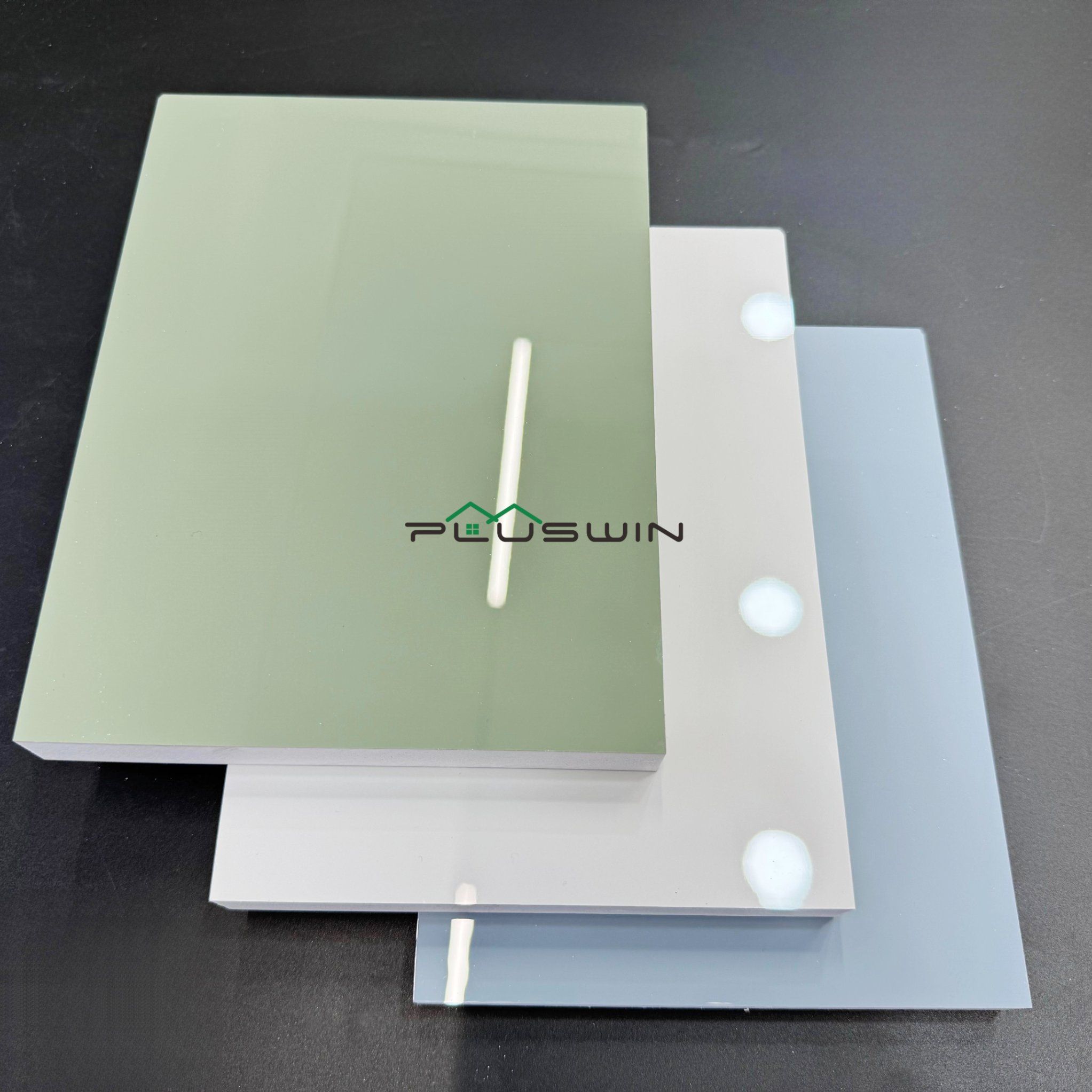 How to Choose the Best White PVC Laminate Board for Your Projects