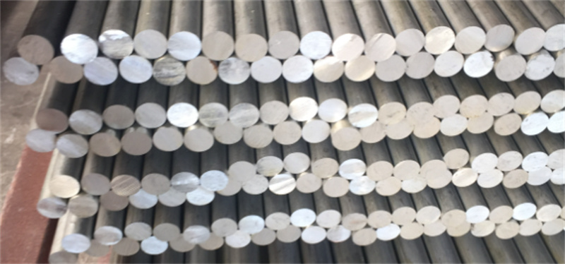 What are the commonly used materials and characteristics of RF coaxial connectors?