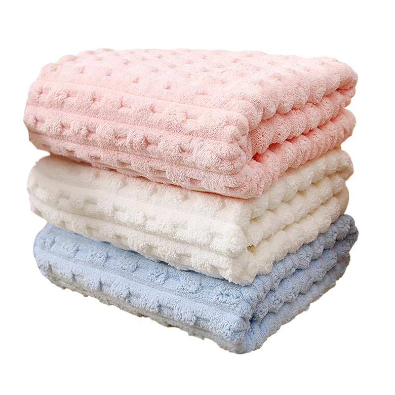 Praghas Foirgnimh Díol 70x140 Cloud Grid Wrap Towels An-samhlacht Úthalach Tapaidh Tóir Coral Fleece Velvet Microfiber Bath Towel