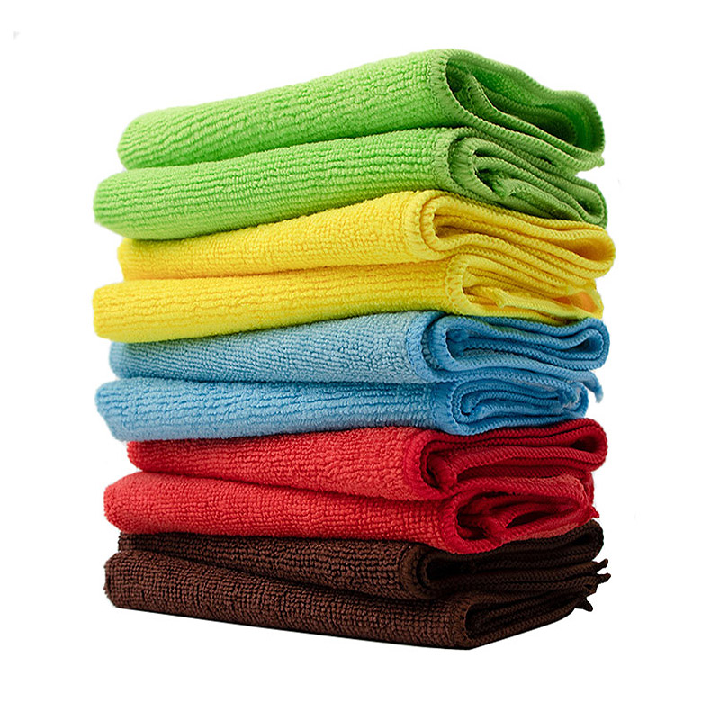Water Stains Remain After Wiping the Car with a Towel? Two Tips to Make Your Car Paint Instantly Shiny