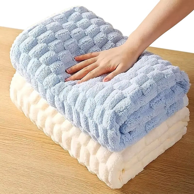 700 gsm 900 gsm Áireamh Mhór Thromtha do Chlócaithe Tapa Bog Láchmhar de Theilgín Chorrálach Plústa de Theileagán Microfiber