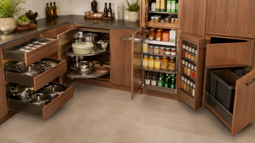 How to Choose a Custom Kitchen Cabinet Manufacturer Article illustration (5).webp