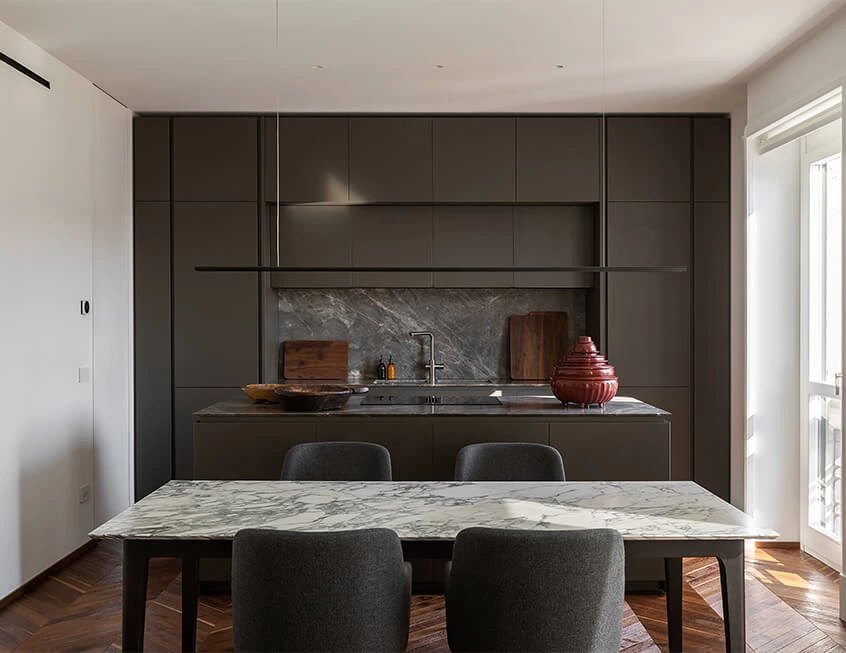 Custom Kitchen Cupboard Builders for Luxurious Spaces