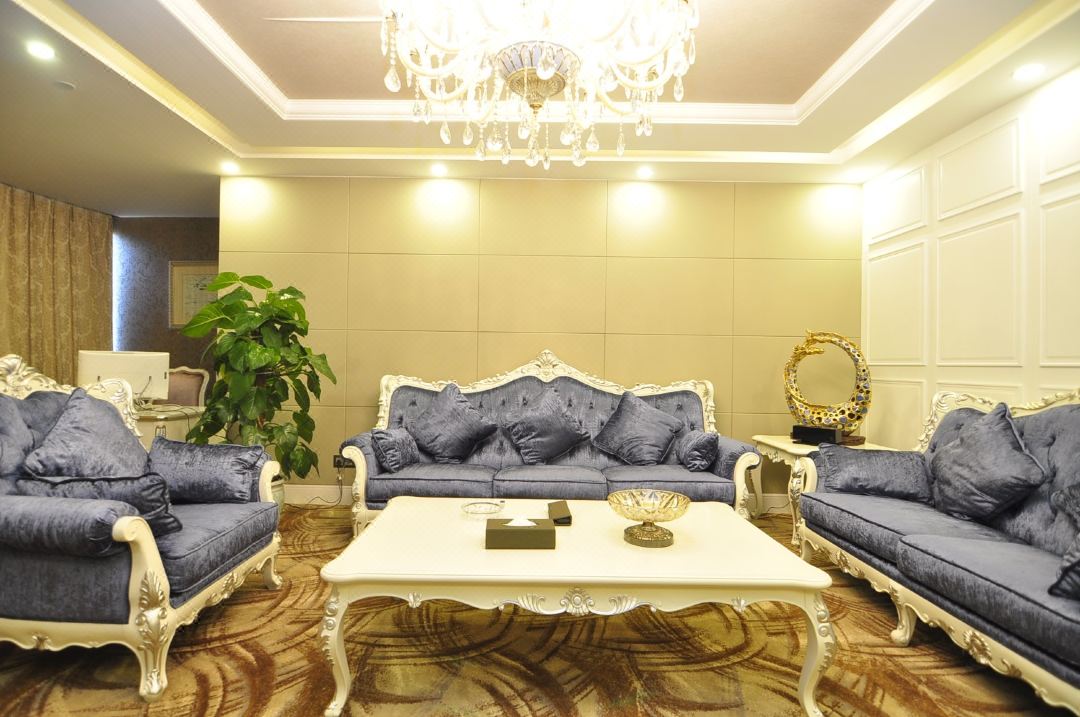 CHANGSHUI AIRPORT BAOLI HOTEL Suite Room