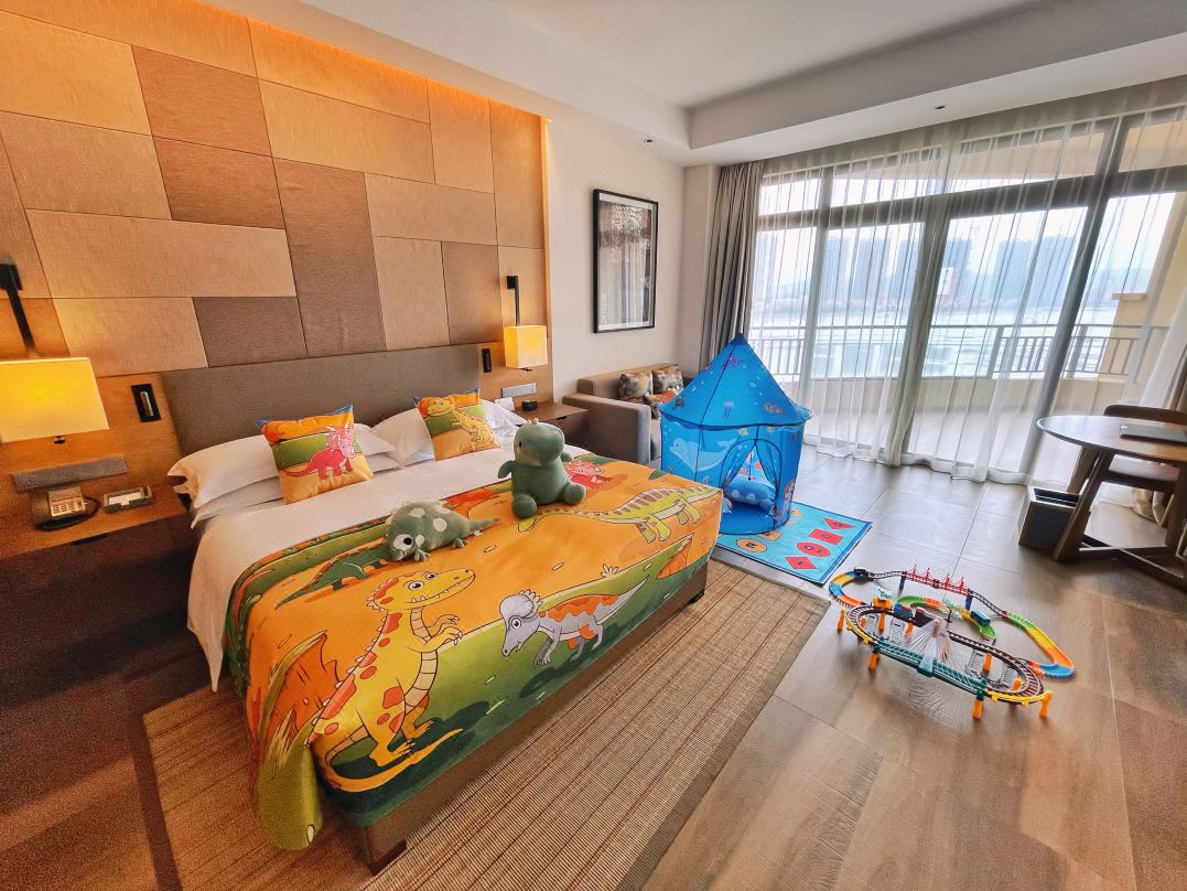 Doubletree By Hilton Huidong Resort Double single bedroom