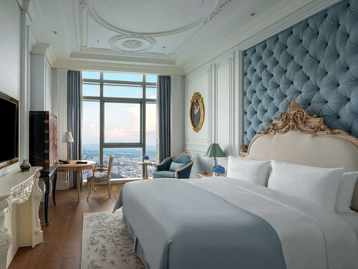 Sofitel Louvre: A Blend of Double and Single Comfort