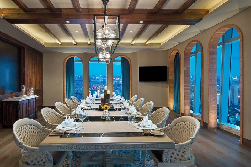 Enjoy Sofitel Louvre all-day dining restaurant and start your journey of luxury
