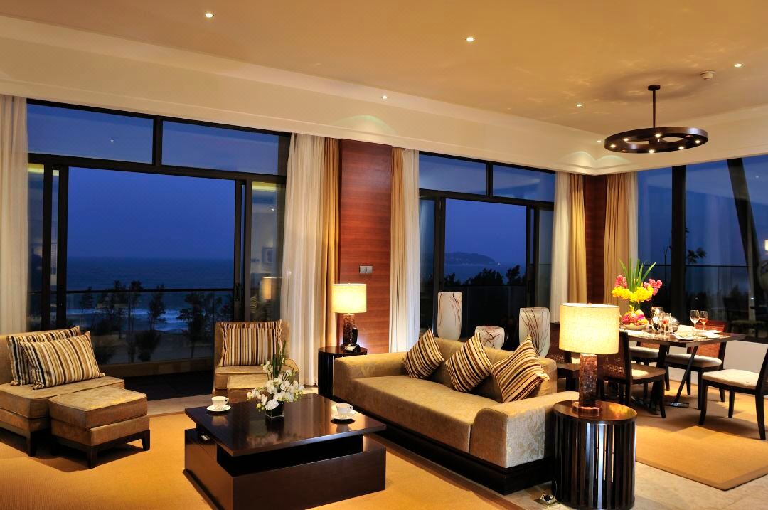 Hilton Sanya Yalong Bay Resort Suite Room