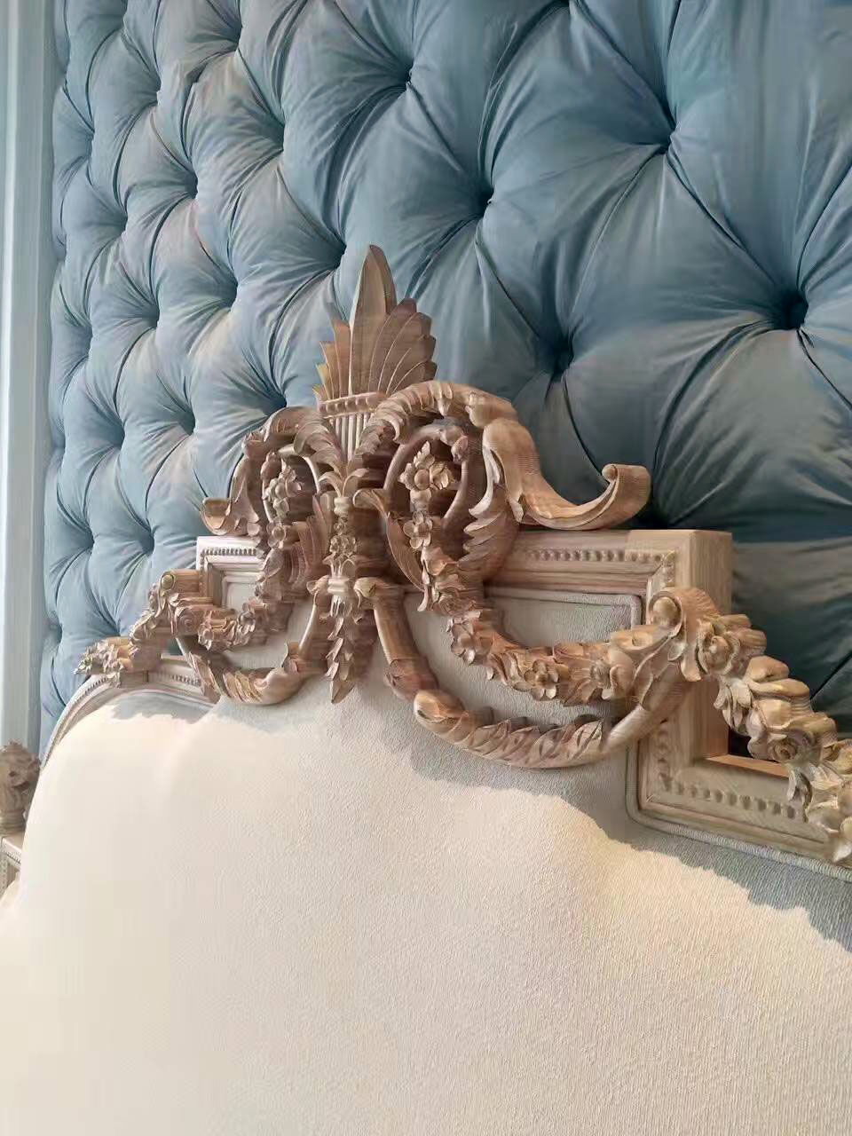 French Luxury Style Off-white and Golden Queen Bed FB-129