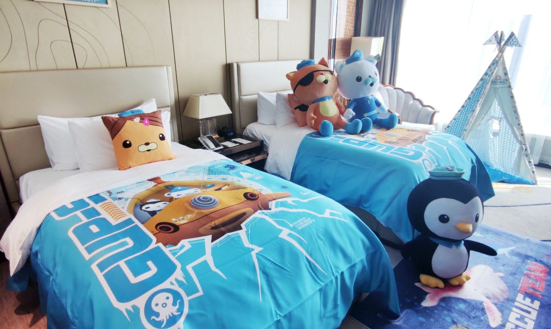 Wyndham Grand Foshan Suite Room
