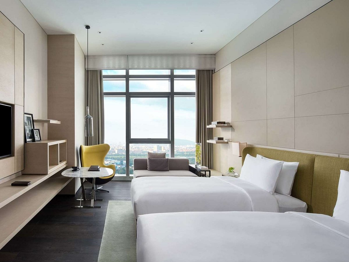 Sofitel Louvre: A Blend of Double and Single Comfort