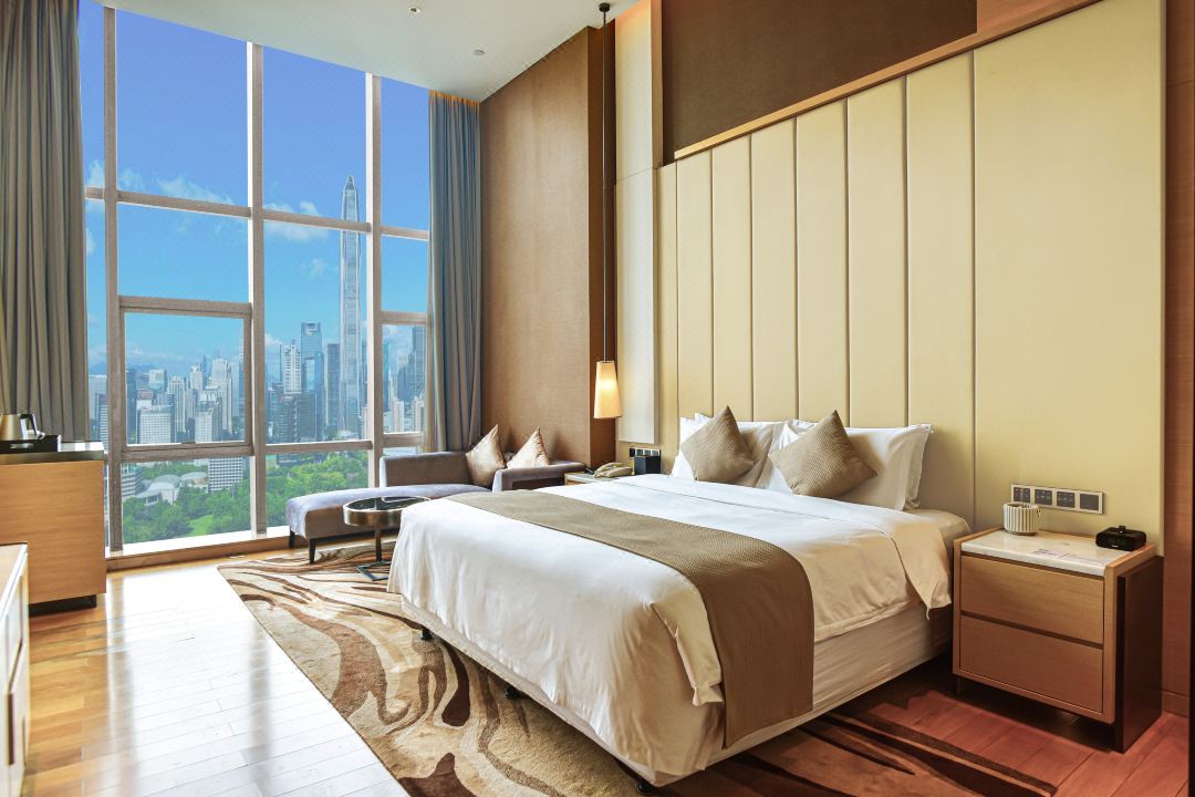 Wyndham Grand Shenzhen Suite Room