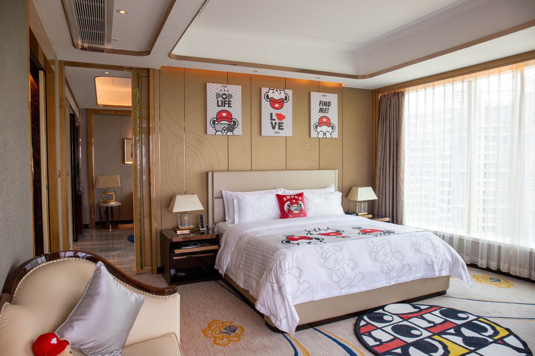 Wyndham Grand Foshan Suite Room
