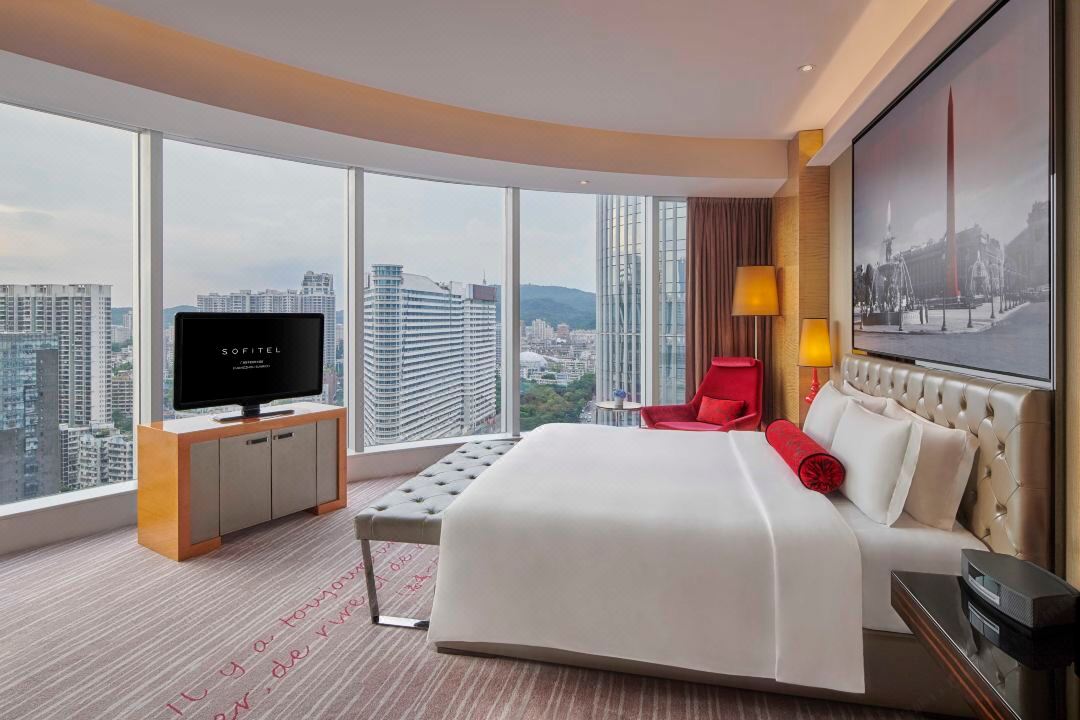 Sofitel Guangzhou Sunrich Hotel Suite Room