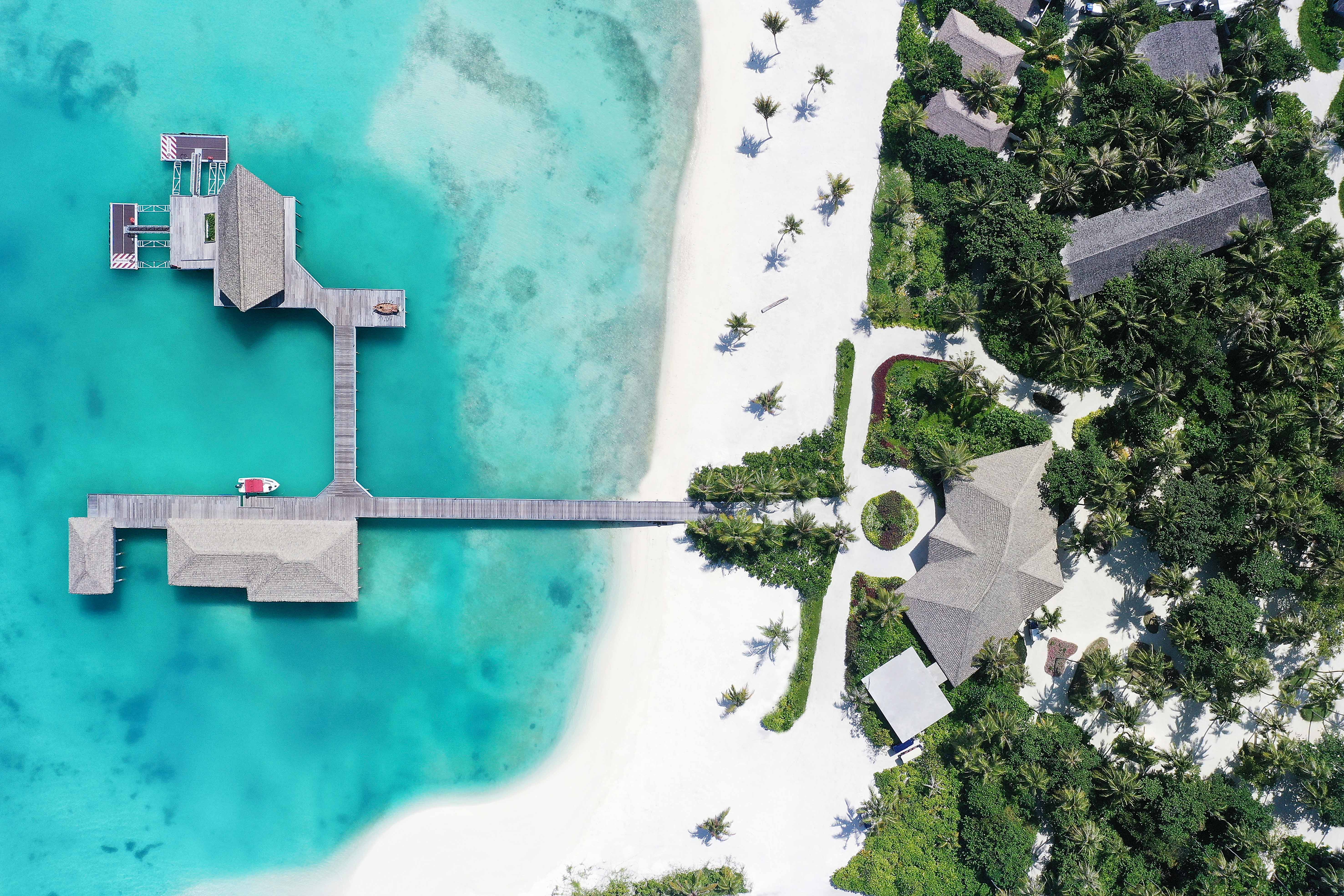 Le Méridien Maldives Resort & Spa All Day Restaurant