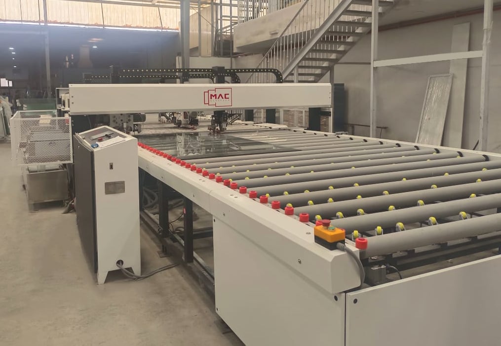 MAC CNC SEAMING MACHINE IN Dynamic Growth SUADI