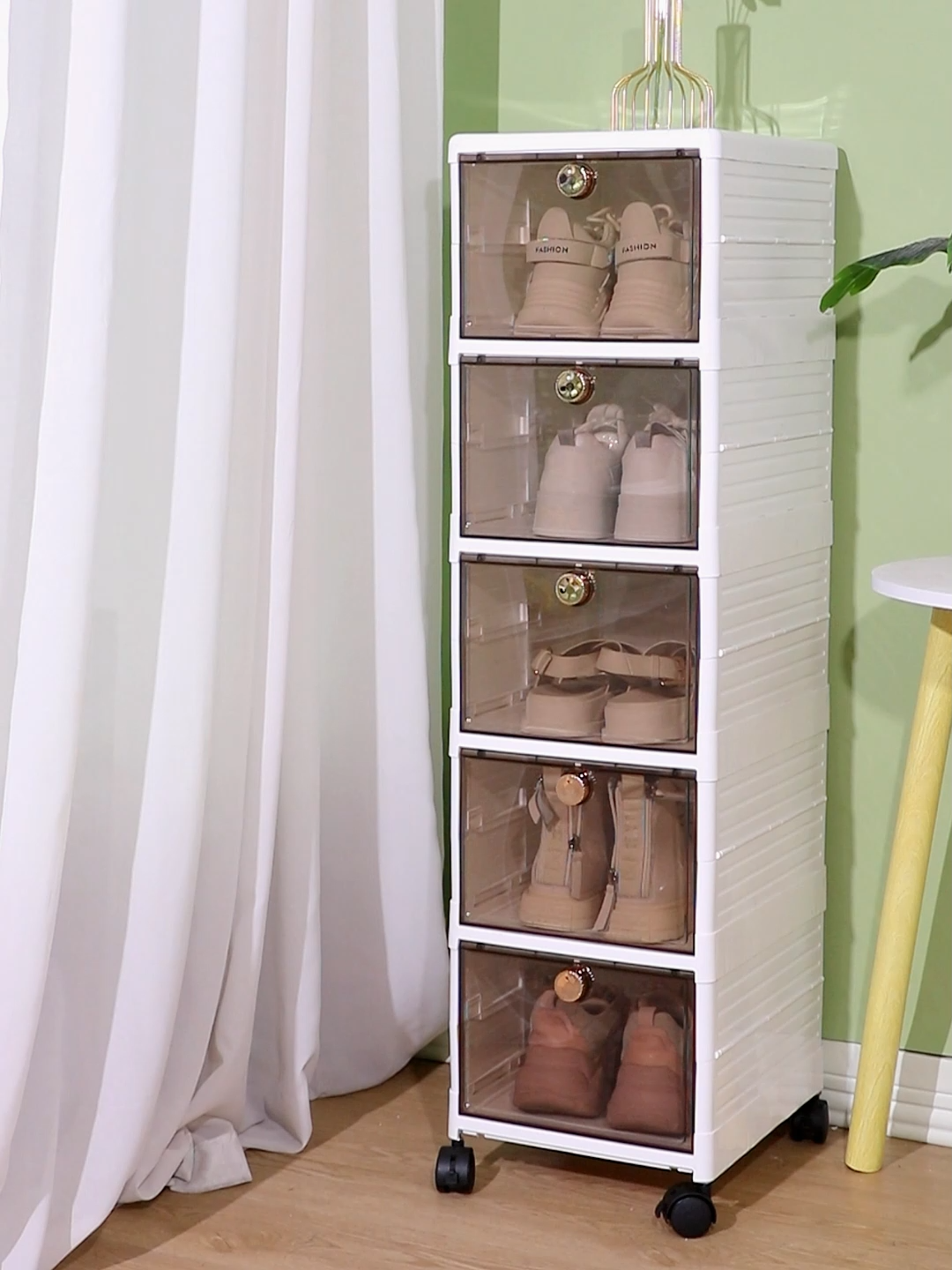 8004 Shoe Box