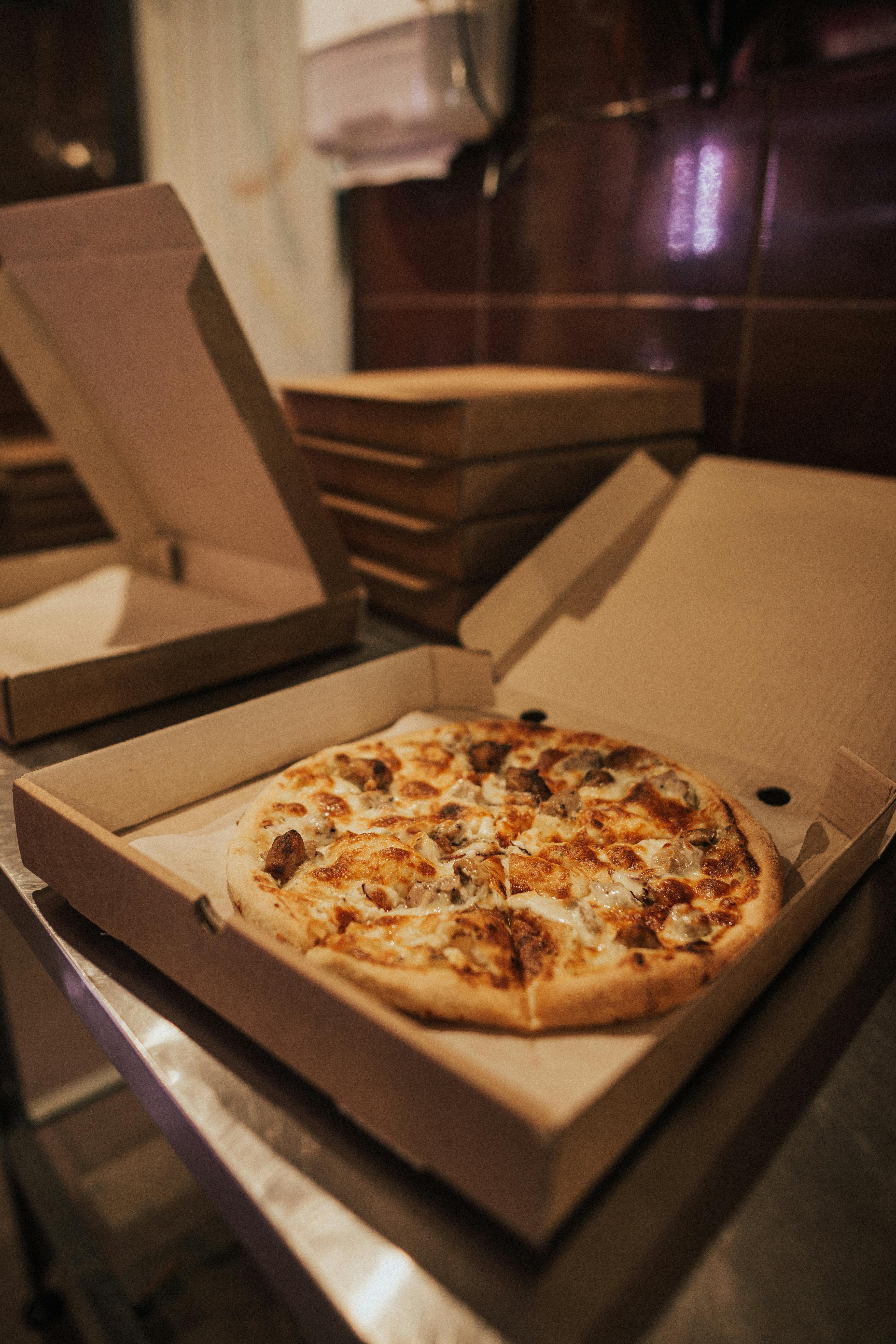pizza box.jpg