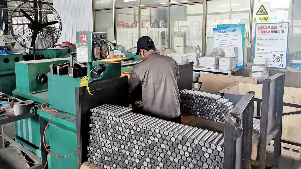 Professional-Gym-Equipment-Factory.png