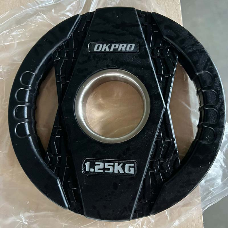 Why Are Weight Plates Essential in Gym Equipment Packages?