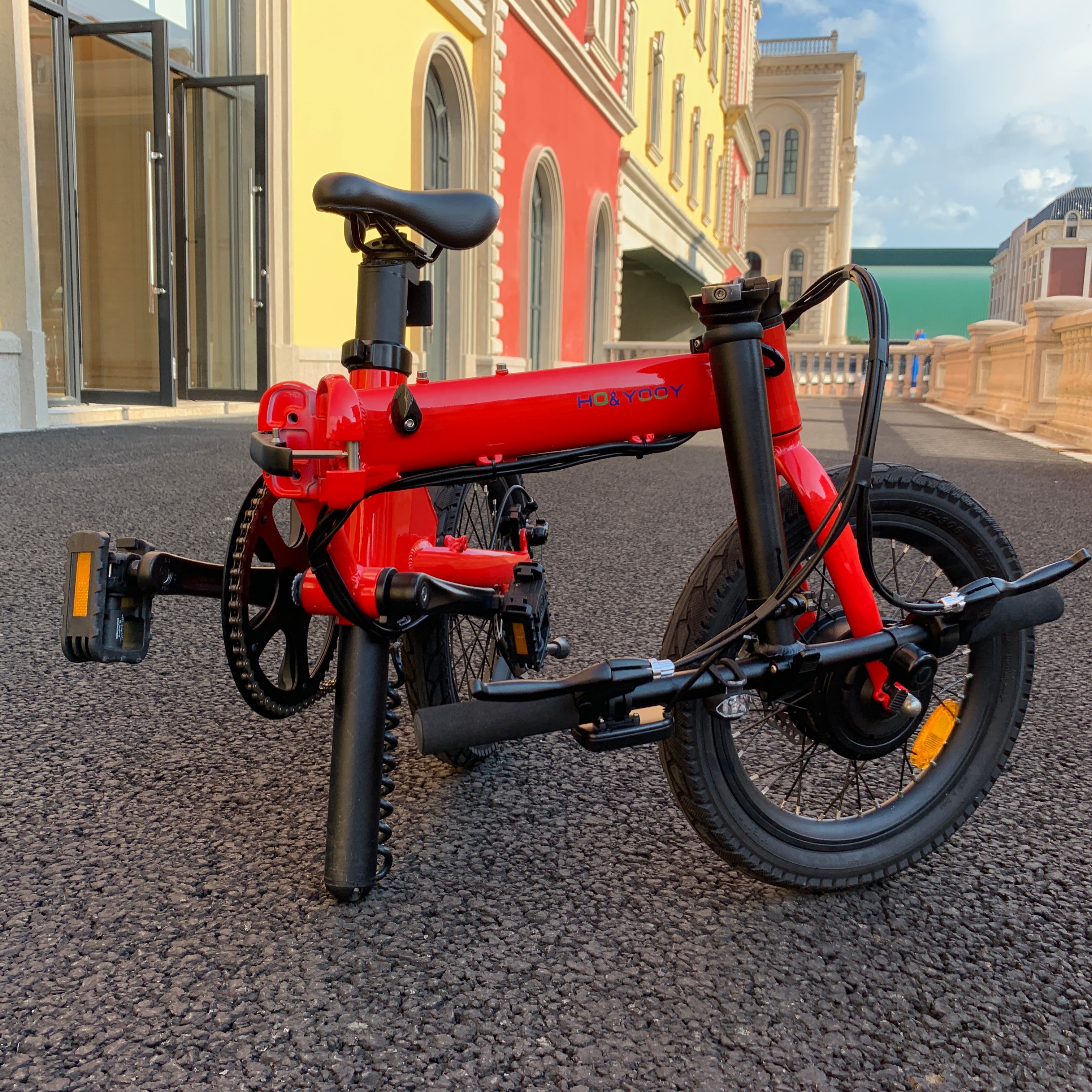 Scalarea mobilității urbane: Potențialul ridicat de marjă de profit al bicicletelor electrice pliabile Hotbik pentru comercianții cu amănuntul din oraș.
