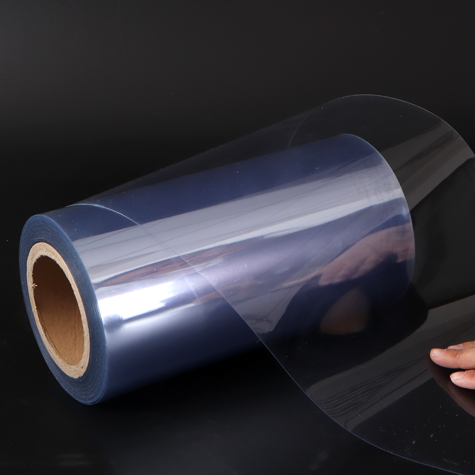 Paano Ginagamit ang PVC Roll sa mga Awtomatikong Thermoforming Production Line?