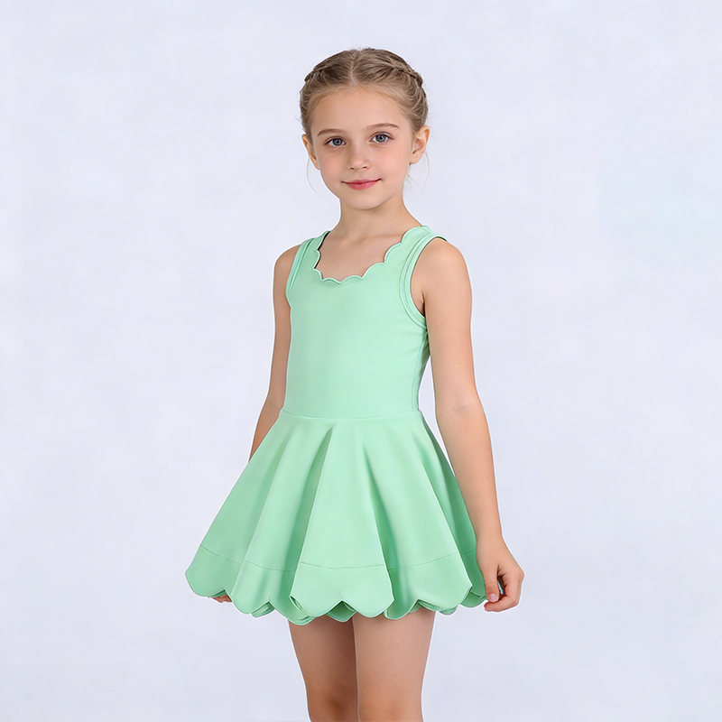 Sourcing kids yoga clothing: What Wholesale Buyers Look For