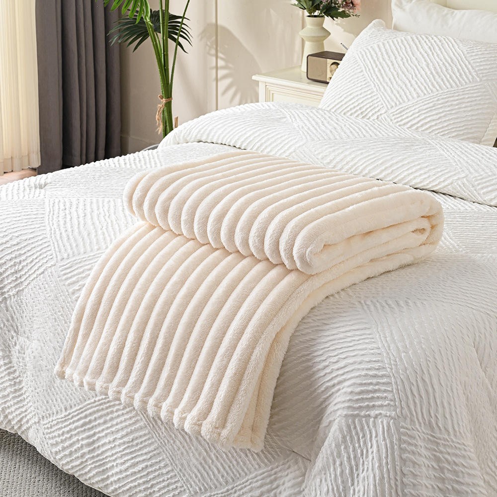 strip flannel blanket