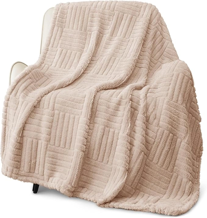 wholesale cozy fuzzy soft lightweight warm plaid checkered decor airline airplane flight fleece throw blanket for couch sofa bed-6