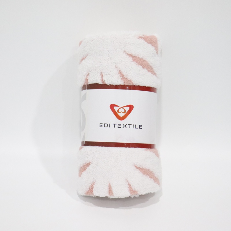 Pink Cationic Jacquard Double Layer Blanket details