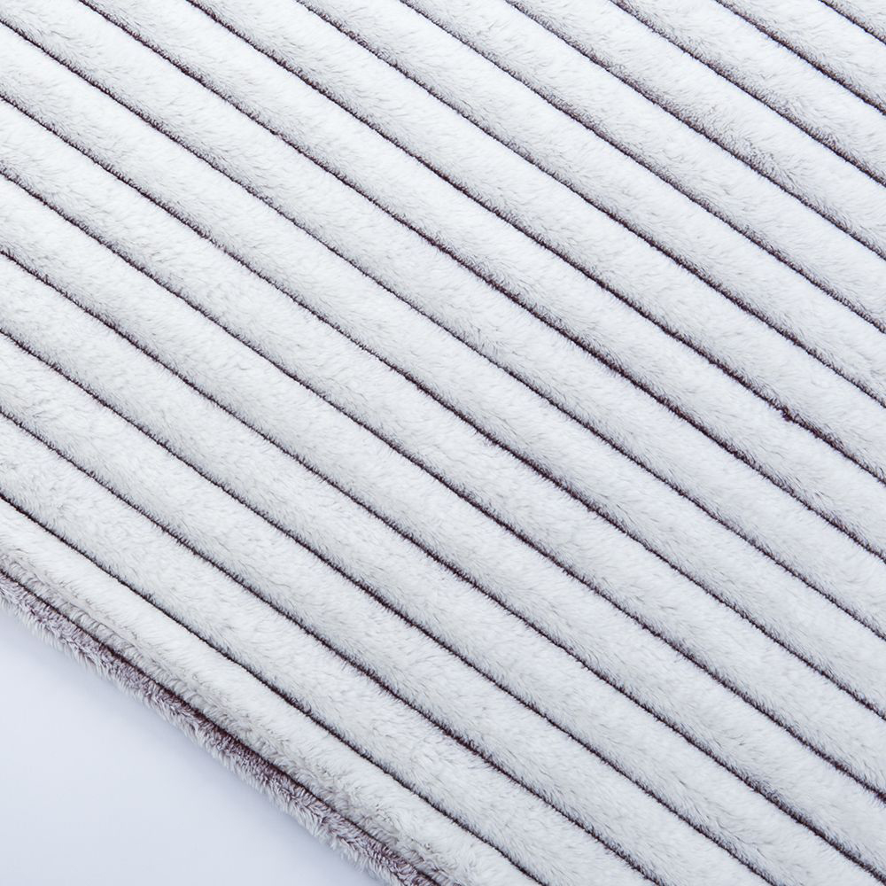 strip flannel blanket