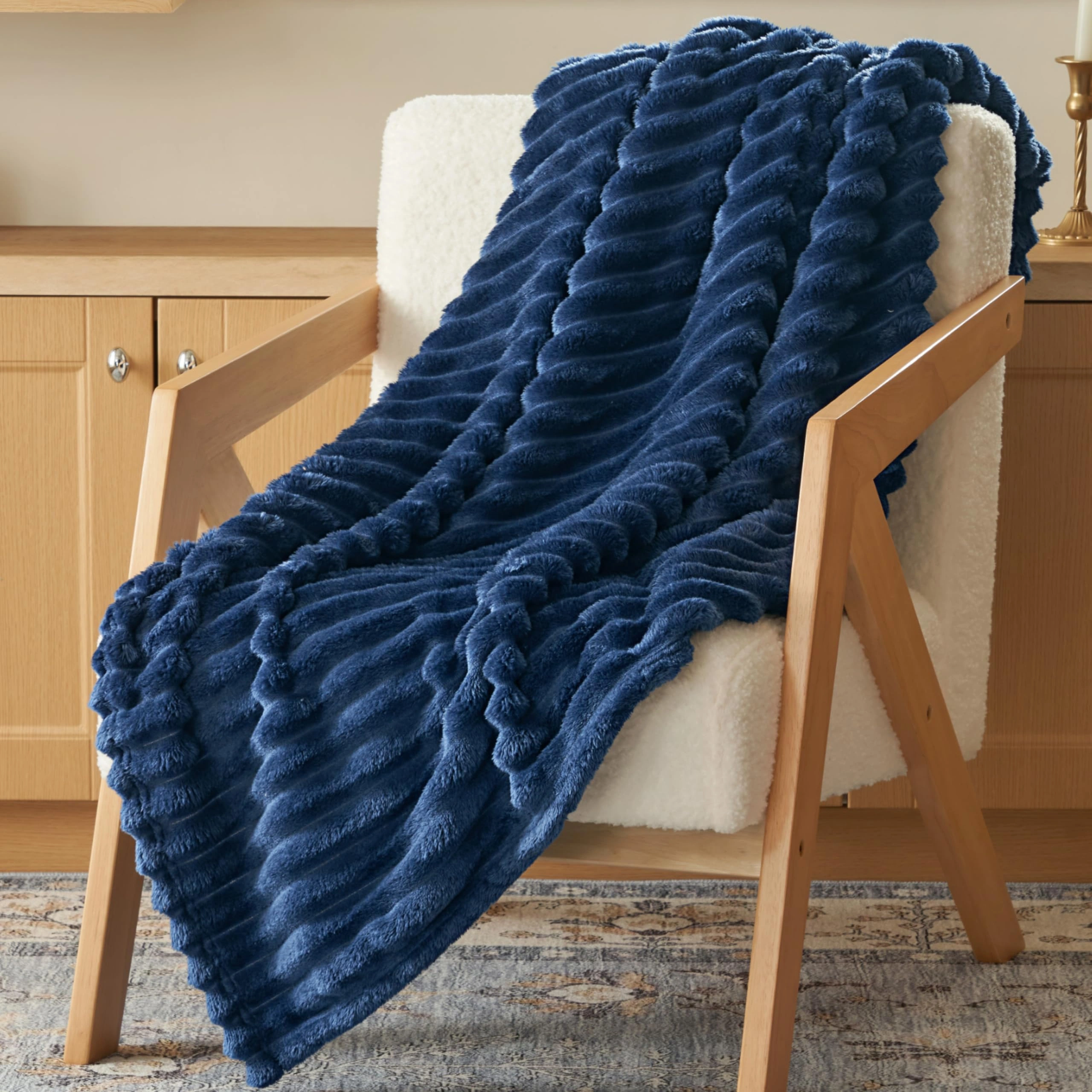 Throw Blanket for Couch Soft Blue Fleece Blankets Birthday Gift for Women Mom Girl 3D Ribbed Jacquard Cozy Cute Soft Manta Throw