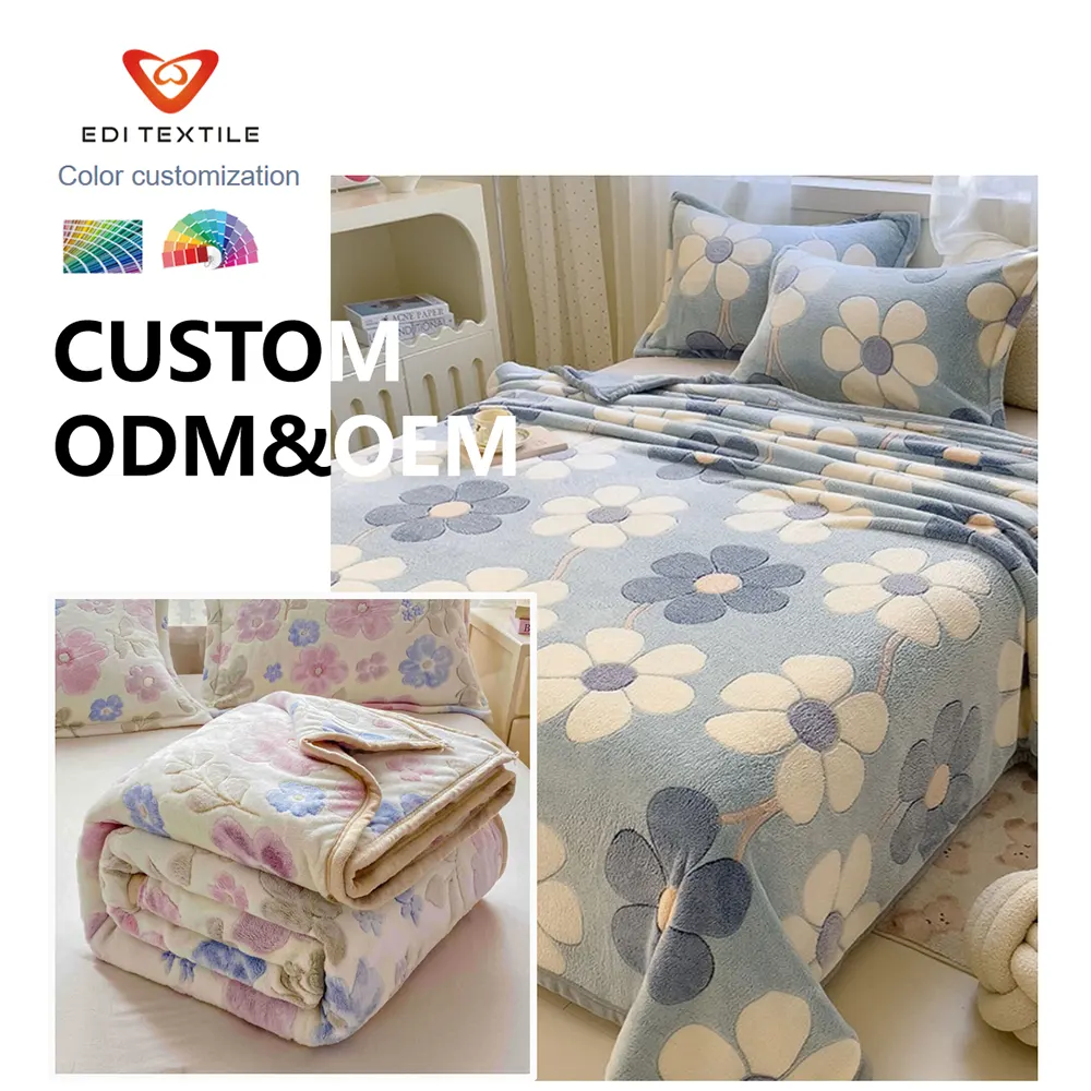bulk custom printed flannel blanket manufacturer christmas tree pattern polar fleece throw blanket odm oem heavyweight holiday bedding for supermarkets and global importers-6