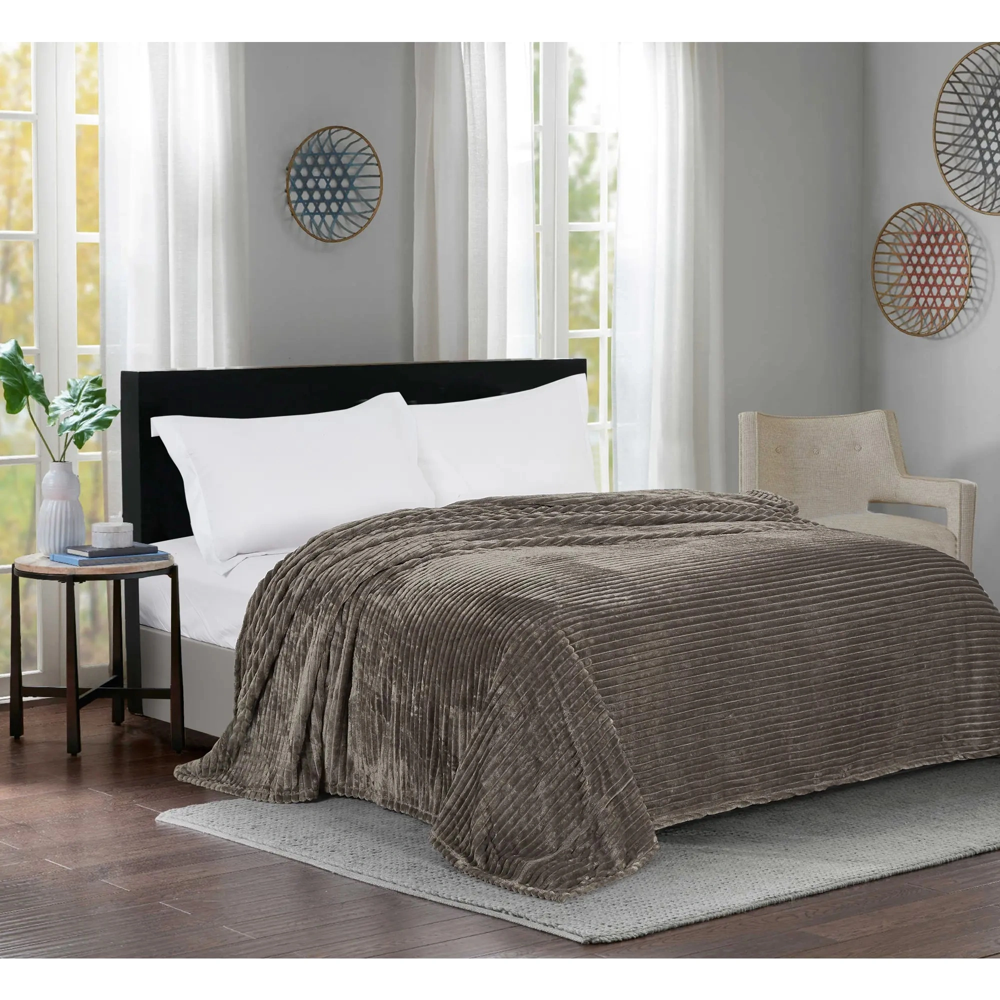 A Comprehensive Analysis of Flannel Strip Design: From Craftsmanship Aesthetics to Home Decor