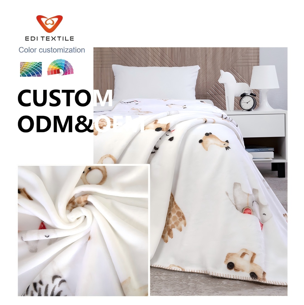 christmas flannel blanket with red  gray reindeer  snowflake print wholesale  customizable throw for large supermarkets-5