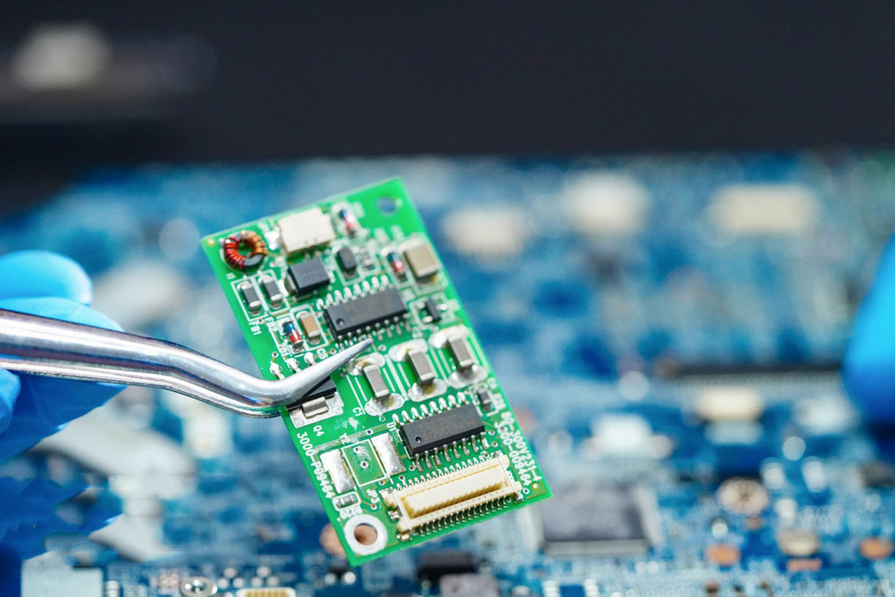  What is the role of BMS (battery management system) of lithium battery?