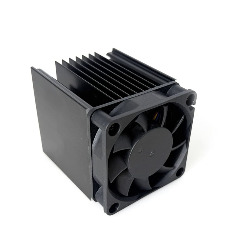 Custom Assembly for Black Anodizing Aluminum Extruded Heatsink and Fans 