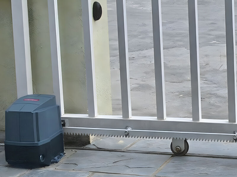 Sliding Gate Racks: Steel, Galvanized or Nylon, and What EN 12453 Demands
