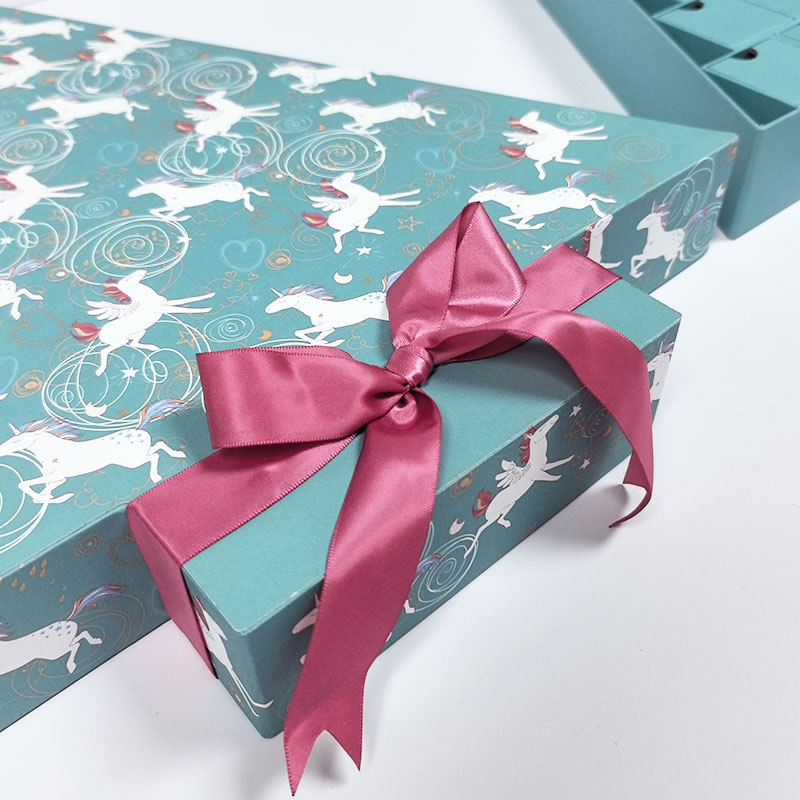 24-advent-calendar-box8.jpg