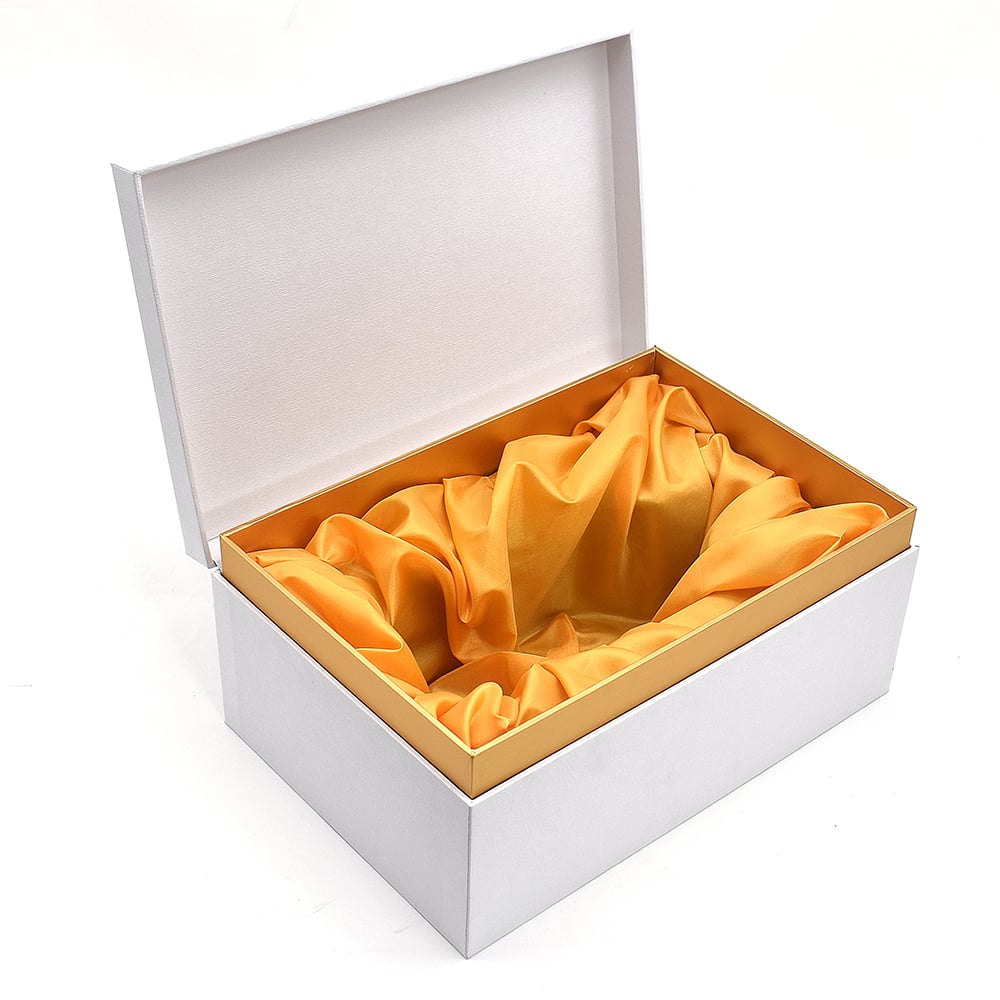 Custom Rigid Cardobard Whisky Box with Silk Satin Lining Personalized Wine Gift Box