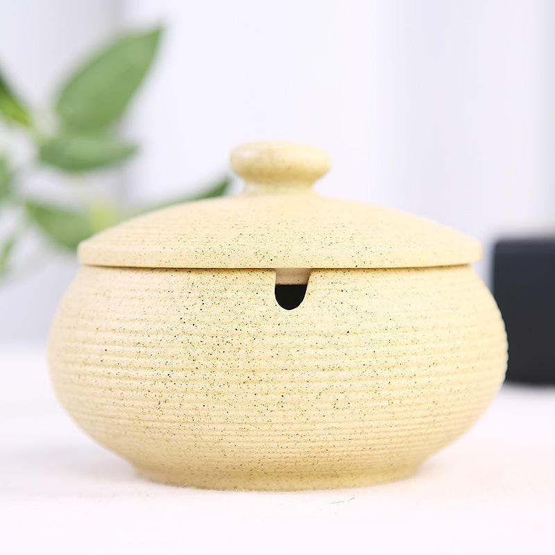 Ceramic Creative Household Ceramic Ashtray, Chinese Large Retro with Cover Kiln Ashtray