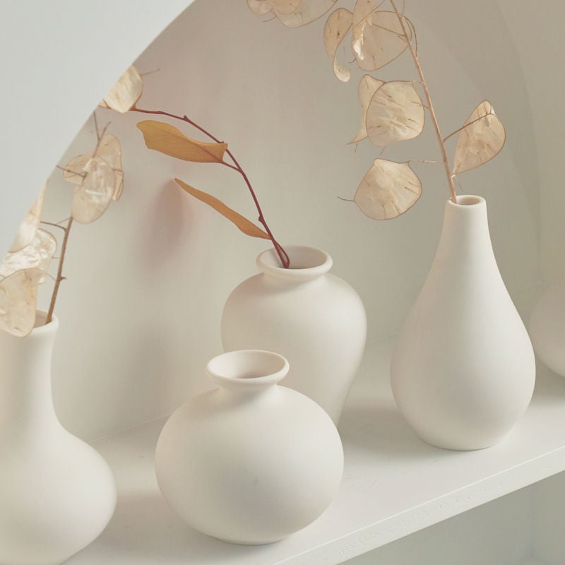 Modern White Ceramic Vase Mini Flower Vases for Home Decoration