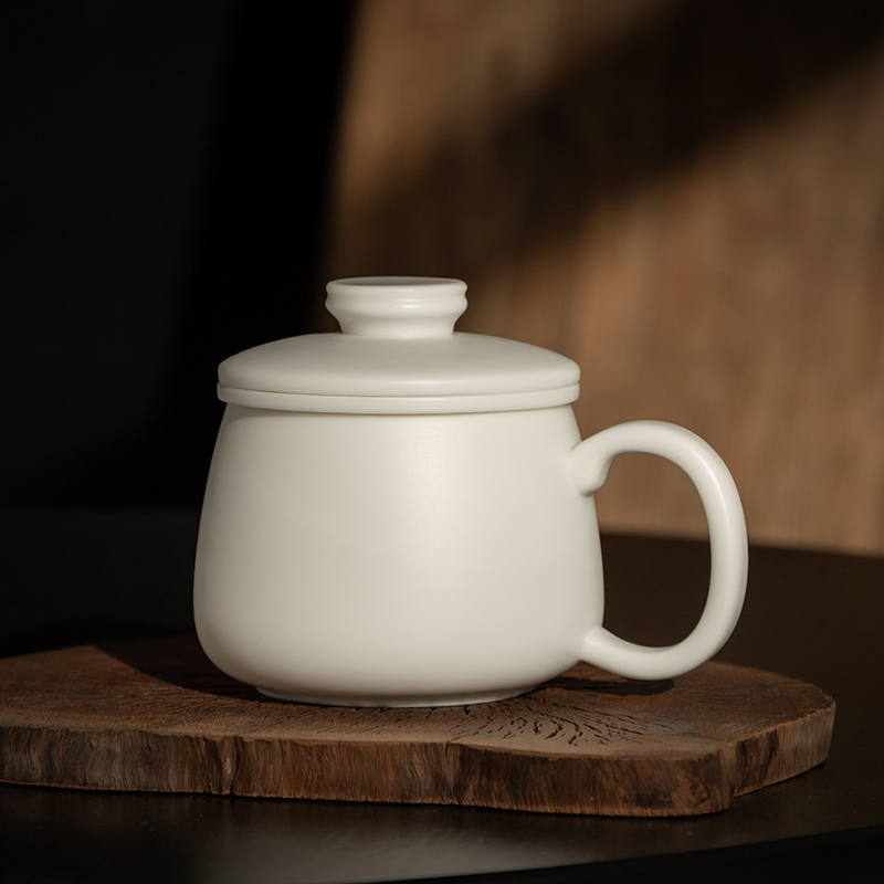 White Porcelain with Lid Filter Office Mug with Liner Tea Water Separation Mug Personal Ceramic Tea Mugs